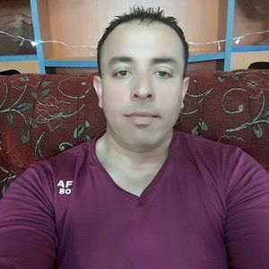 Meet your Posher, Estefan